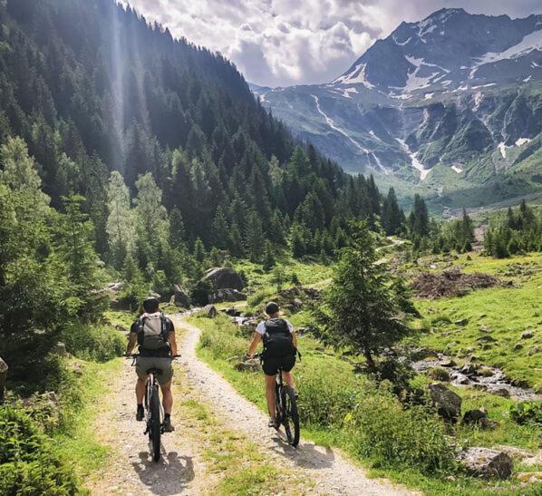 Familienwohnung Wildspitze Fügen Buitenkant foto